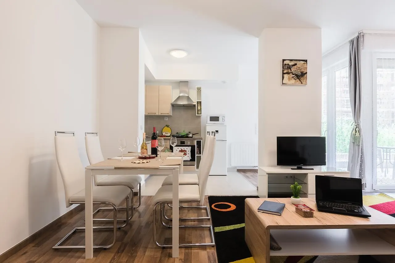 Aparthotel Corvin Holiday Apartments Hotel Budapest
